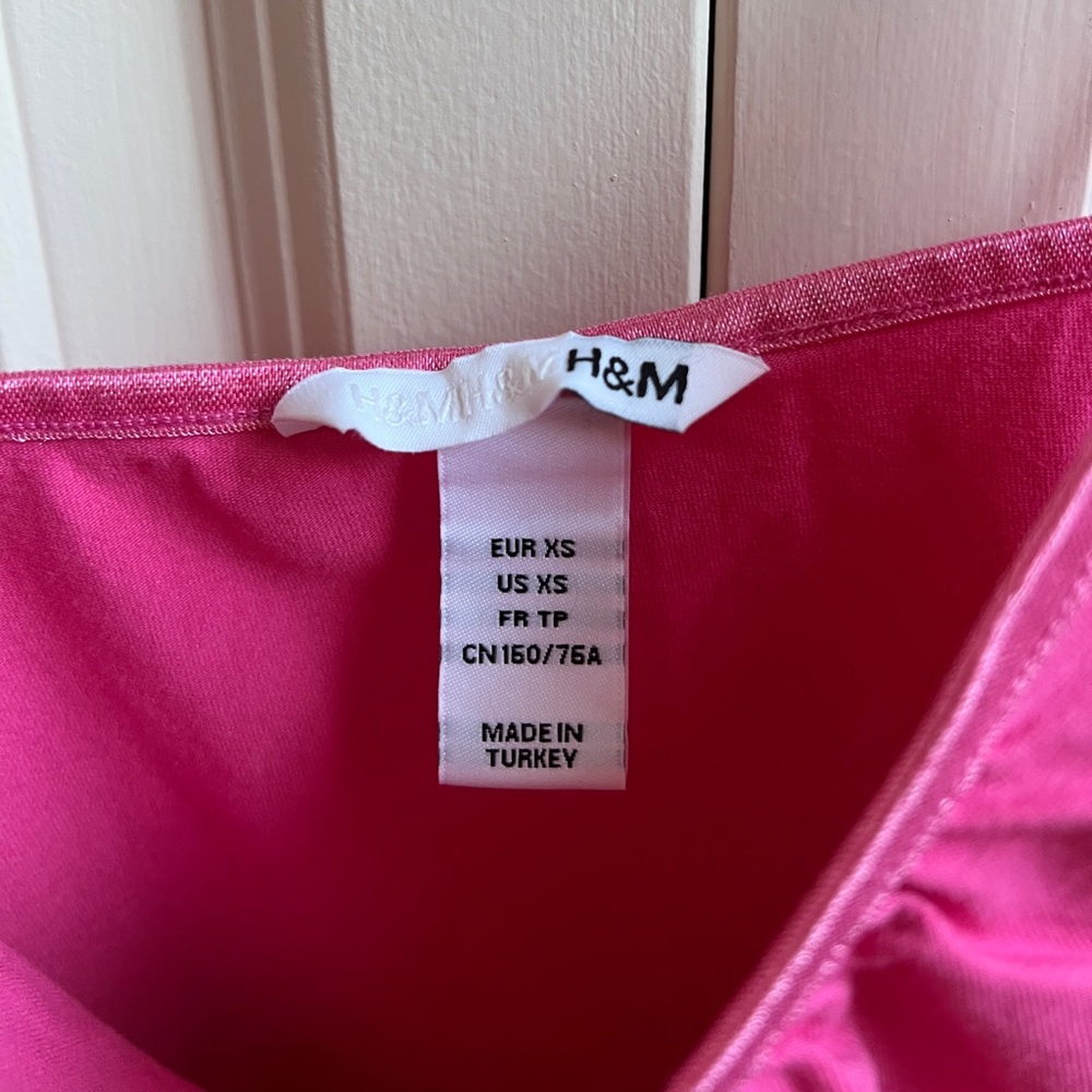 H&M Pink Top - Picture 3 of 4